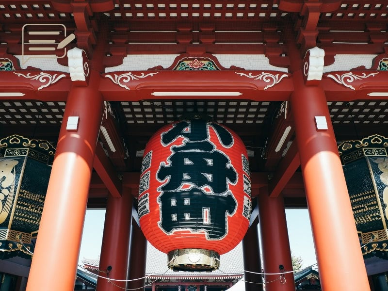 The iconic large red lantern at the entrance of Tokyo’s Sensoji Temple, a symbol of the city’s rich history and spiritual significance.